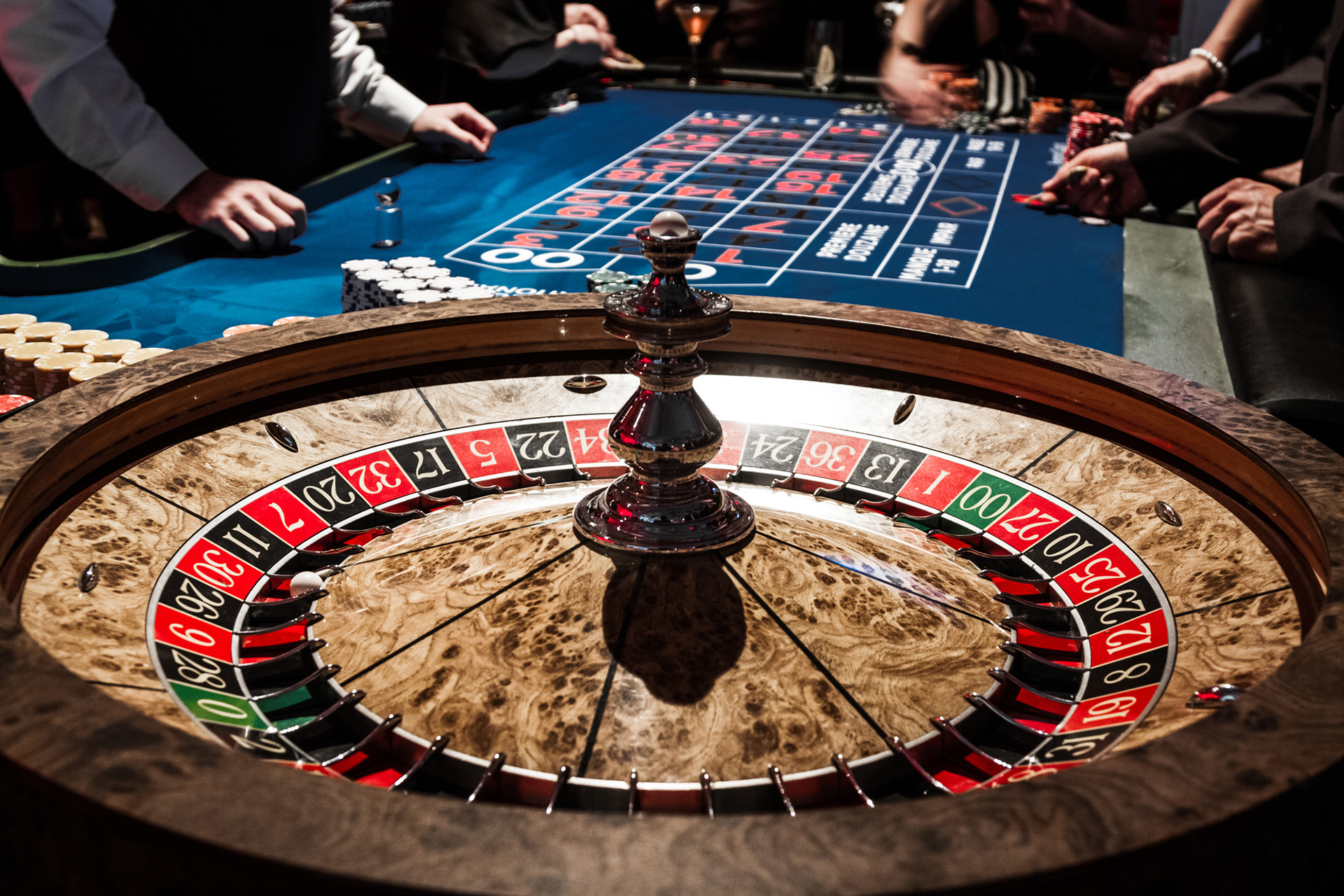 win at roulette USA