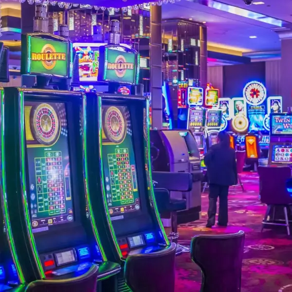 IGT's Wheel of Fortune Slot Like 'Rigged' Roulette, Claims Lawsuit